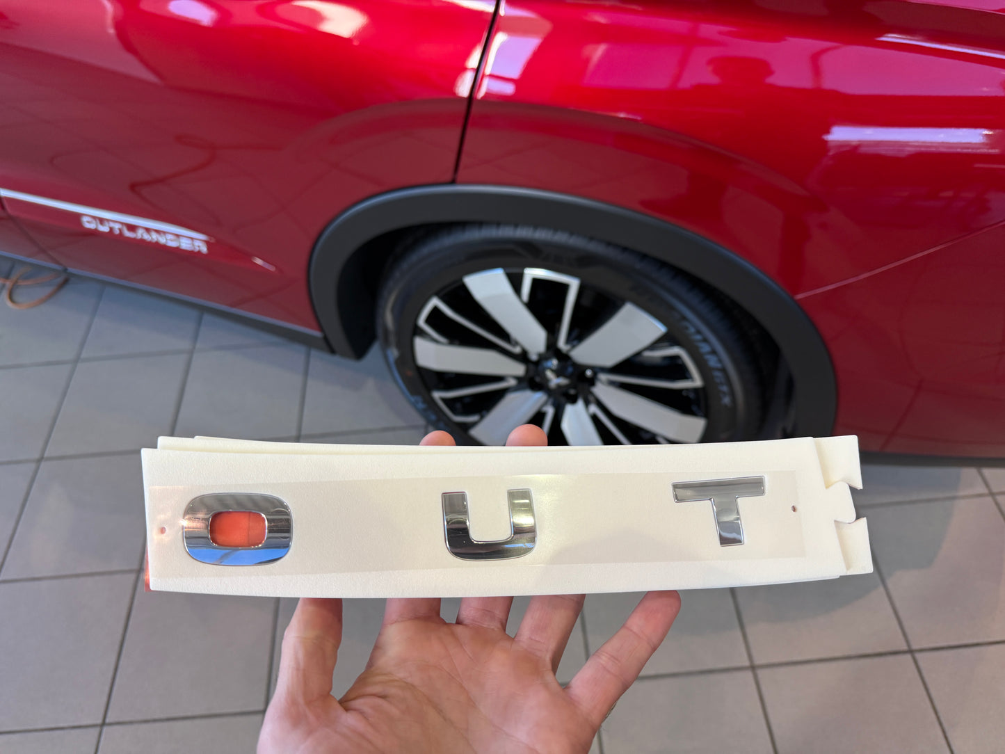 2025 Outlander (gas) Hood Emblem - Chrome