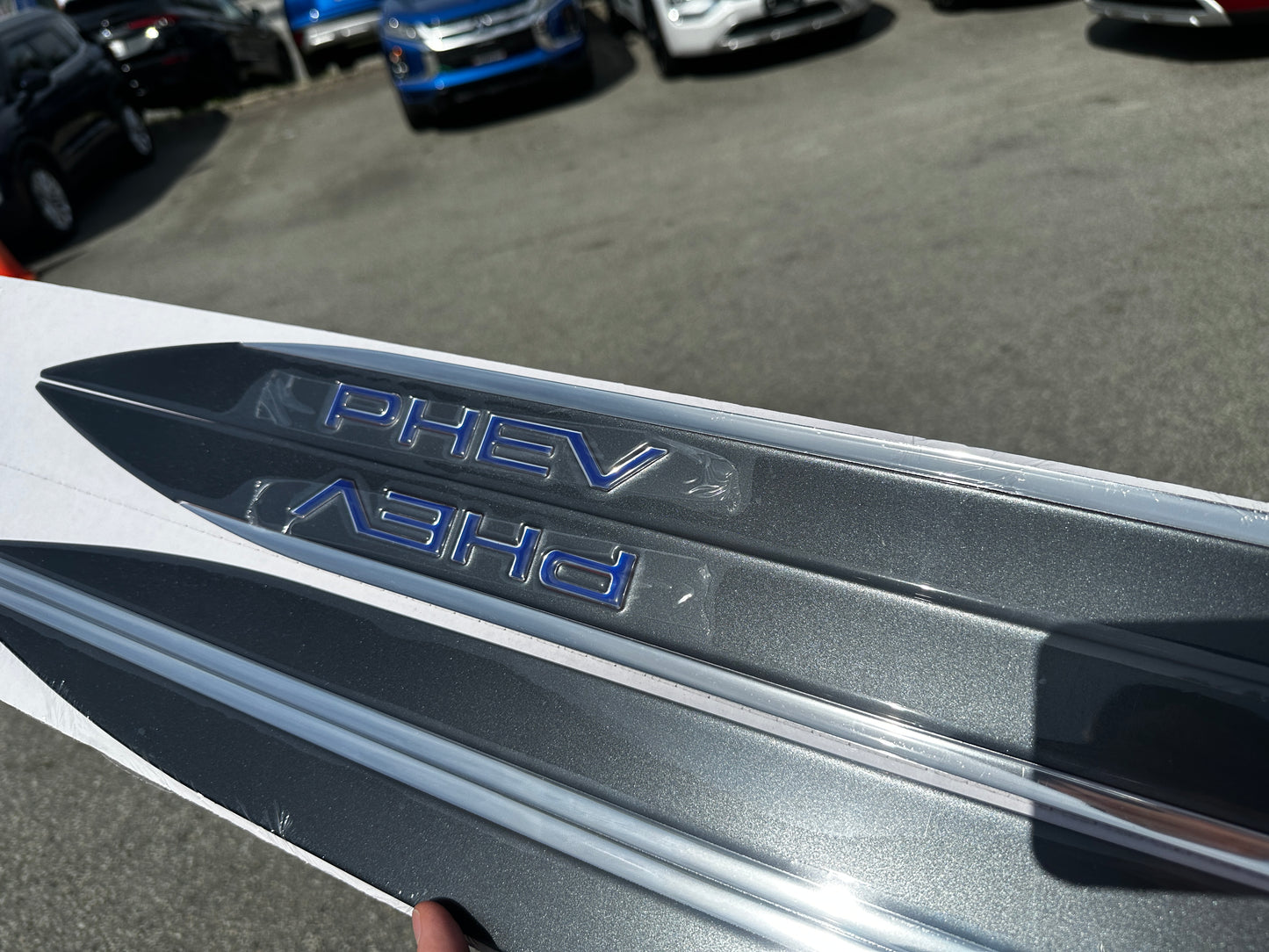 2023-25 Outlander PHEV Side Moldings - Graphite Grey