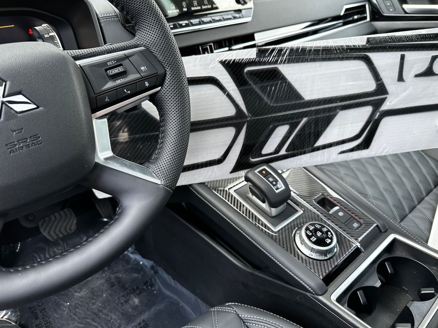 2023-25 PHEV Outlander - Full Carbon Fiber Kit (interior)