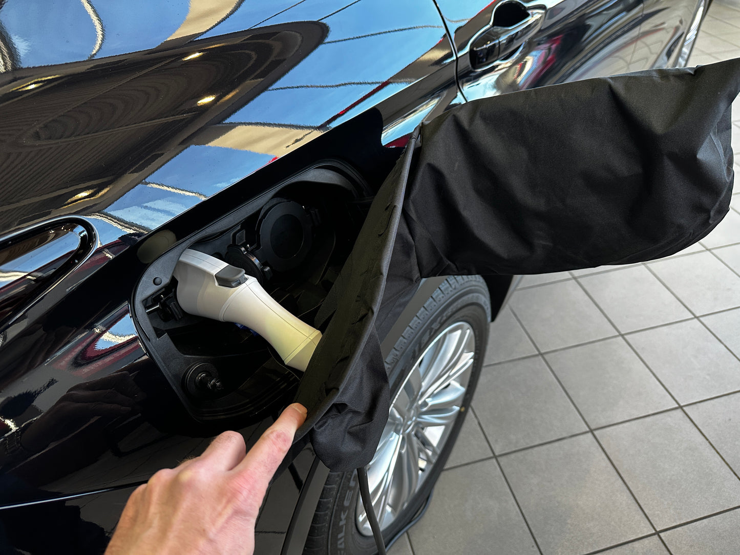 PHEV Charging lid winter protector, fits old body PHEV's