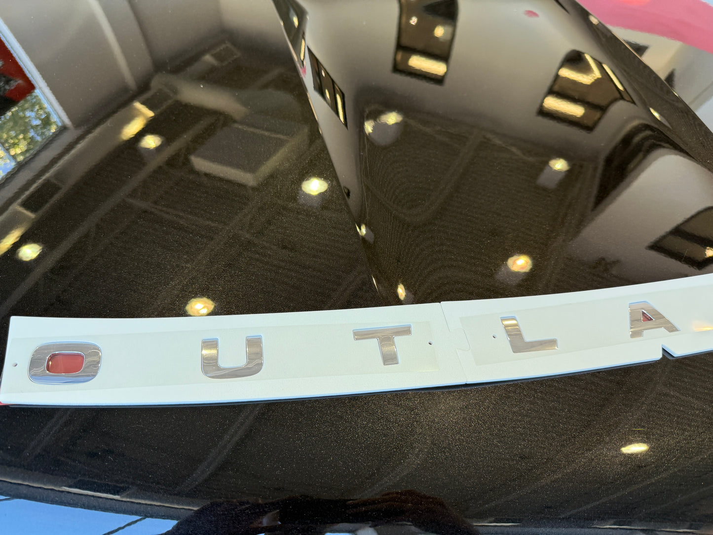 2025 Outlander (gas) Hood Emblem - Chrome