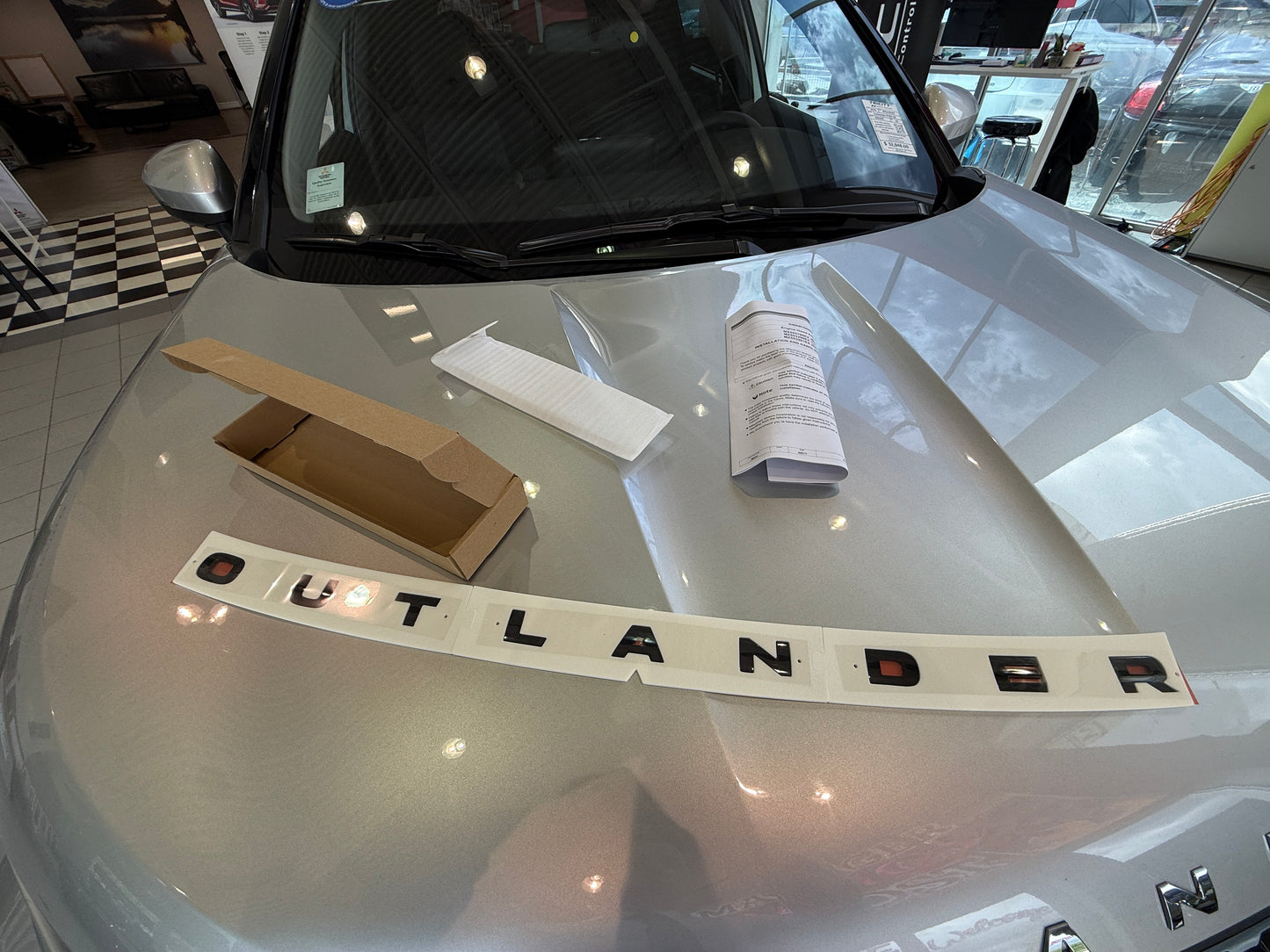 2025 Outlander (gas) Hood Emblem - Black
