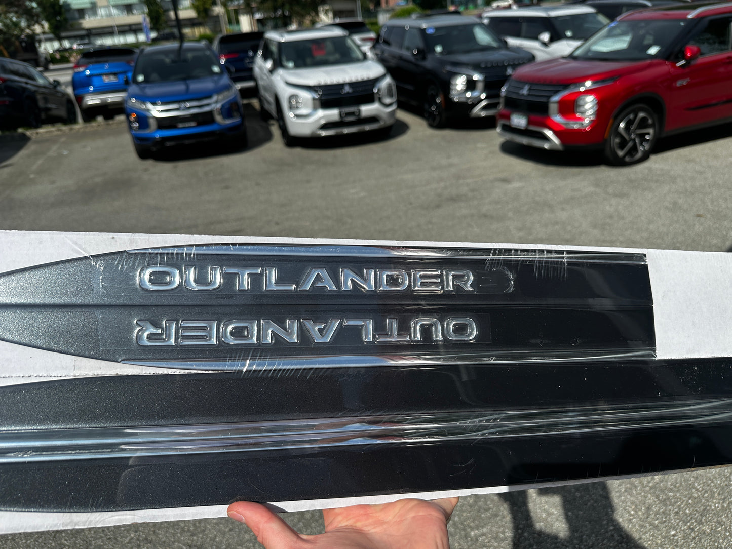 2022-24 Outlander Side Moldings - Graphite Grey (will fit 23/24 PHEV)